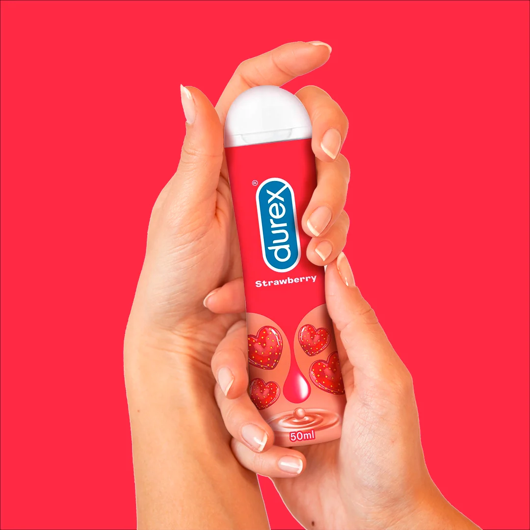 Durex Strawberry Flavoured Intimate Lube | Water-Based - Image 7